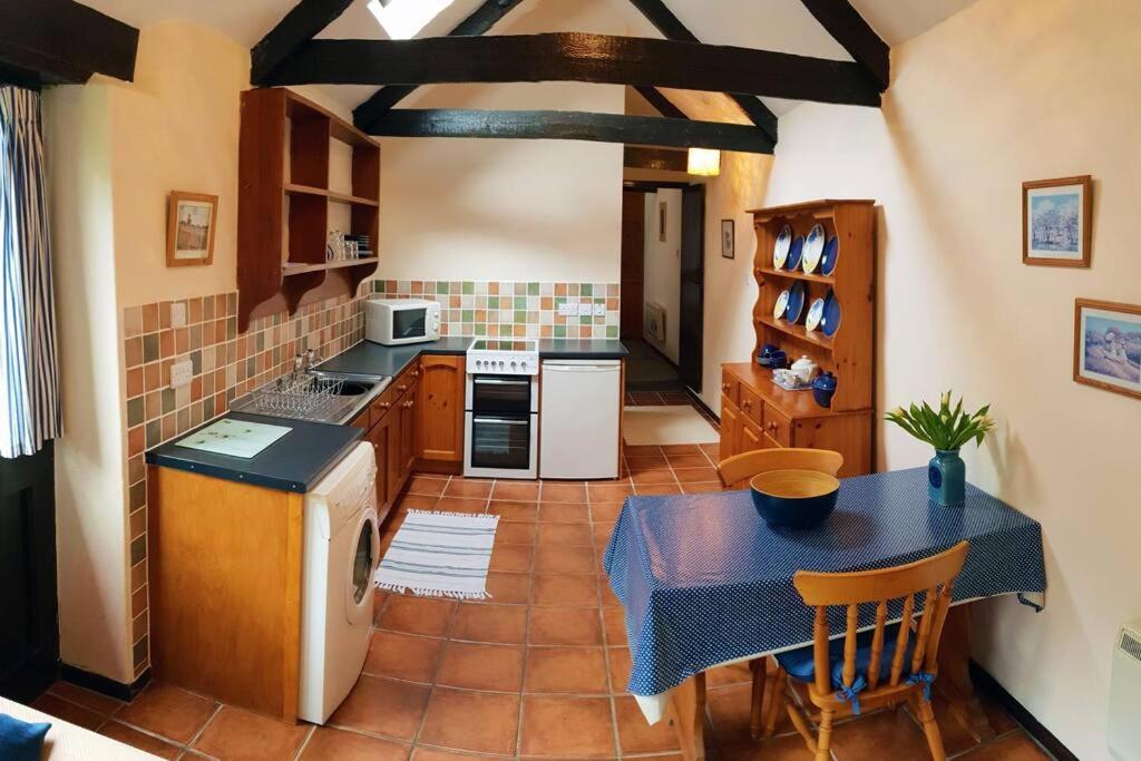 Cosy Cottage In The Beautiful Lamorna Valley - Walk To The Pub & Sea Paul Exterior foto